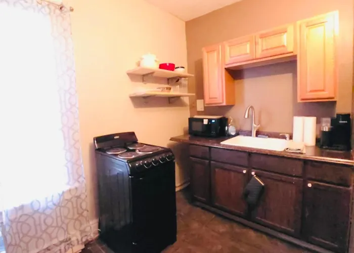 533F Nice Apartment Near Whole Foods, Brown University, Miriam Hospital