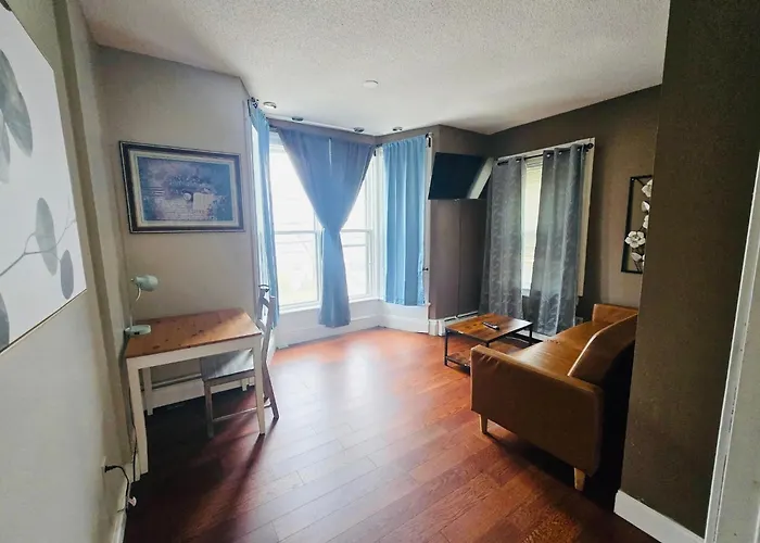 533F Nice Apartment Near Whole Foods, Brown University, Miriam Hospital