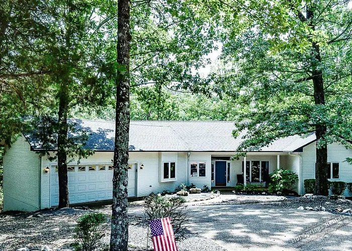 9 Salvatierra Lane