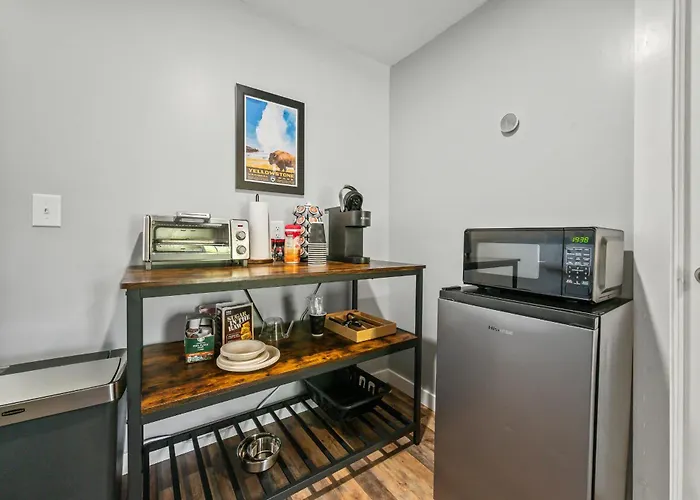 Cabot Modern Pet Friendly Apt 2Nd Floor Studio