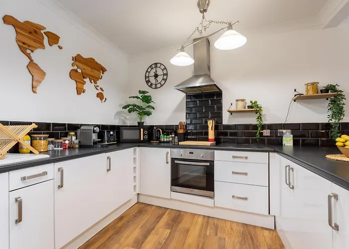 Bath City Cottage - Free Parking & Crescent Views