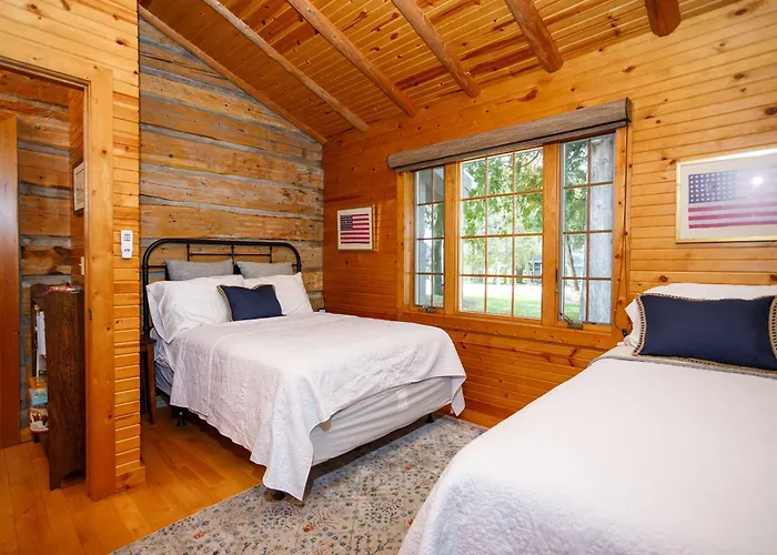 Collings Log House By Simple Life Rentals