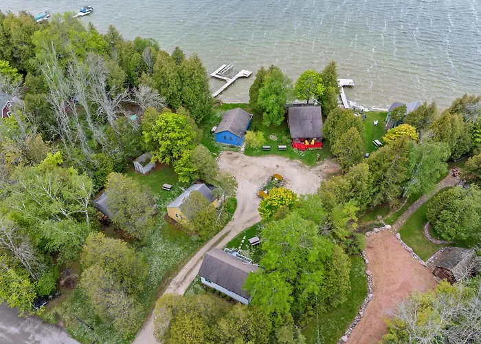 Sunset Shores - Chalet Cabin #3 By Simple Life Rentals