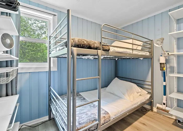 Sunset Shores - Sunflower Cabin #4 By Simple Life Rentals
