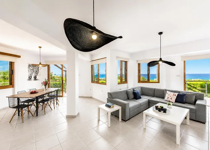 Villa Argaka Heights
