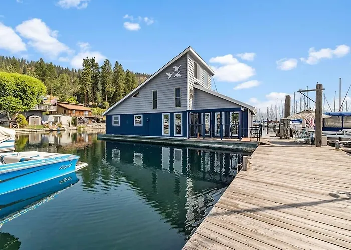 Rare Floating Home Retreat In Bayview With Dock