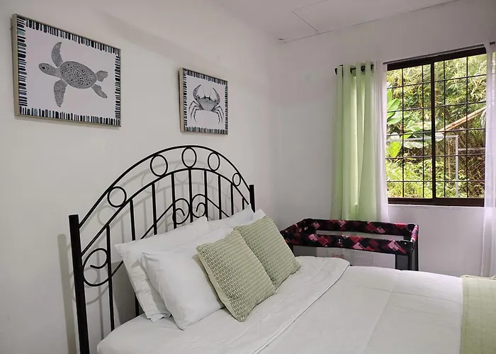 Casa Emma Quepos