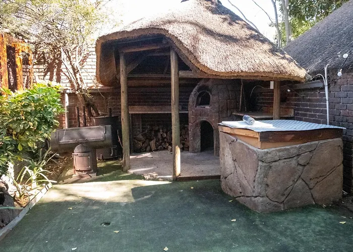 Borisimo'S Guest House Alberton