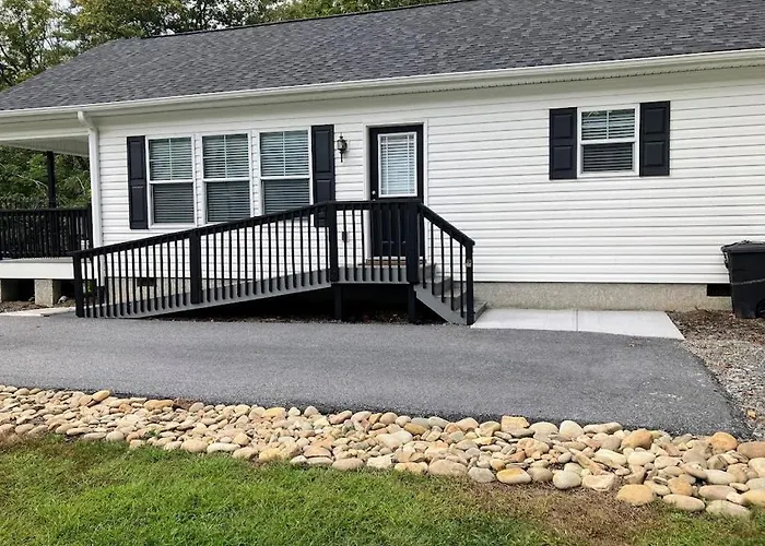 Gap Creek Cottage