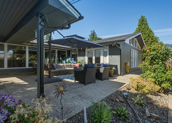 Summer Fun Wenatchee Home
