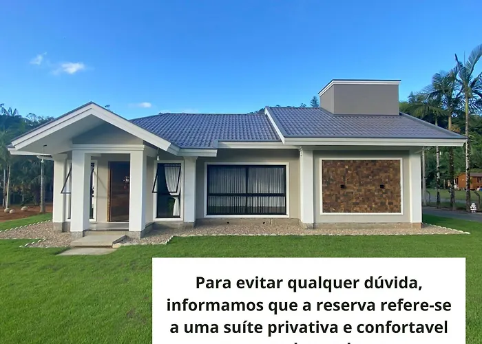 Suítes Villa Pomerode Hospedagem - Conforto e aconchego conectados com a Natureza