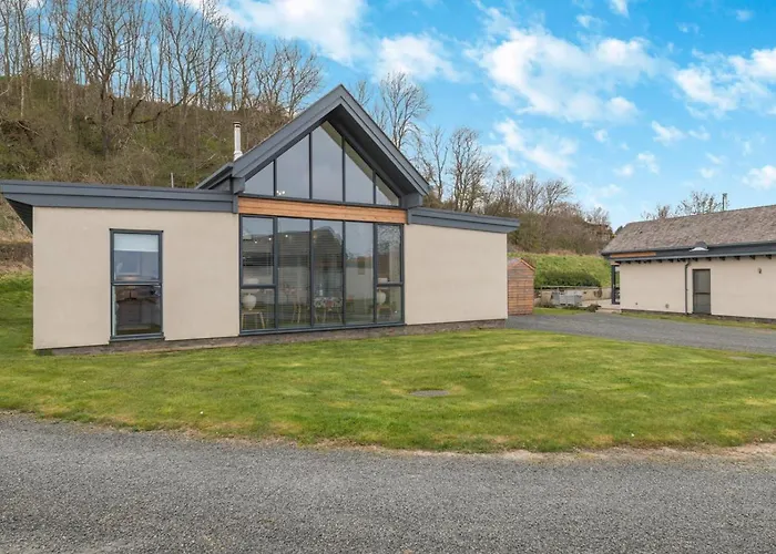3 Bed In Bamburgh Oc-W31886