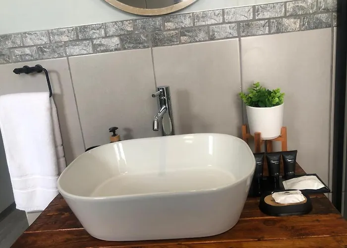 Casa Bella Home