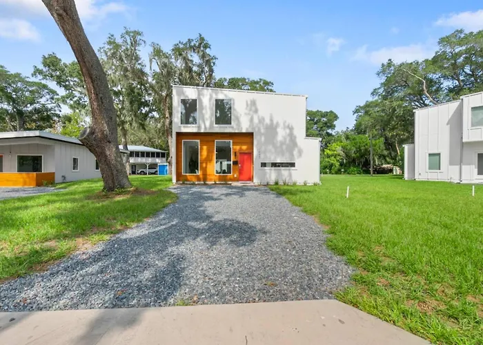 Luxury Modern Comfort In Historic St Augustine