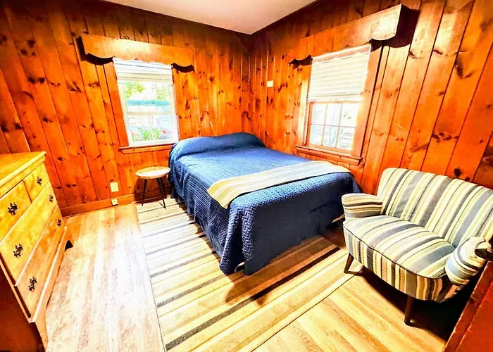 Cape Cod Motor Inn