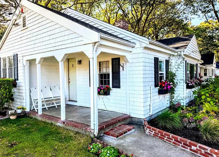 Cape Cod Motor Inn
