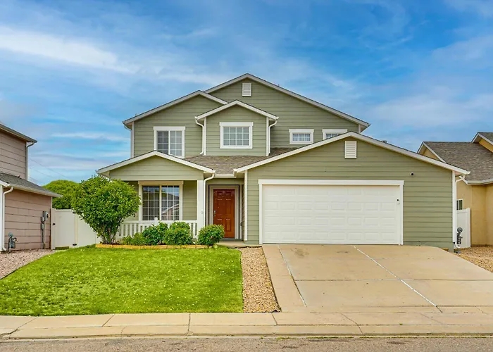 Family Home W/ Fenced Yard In Pueblo: 5 Mi To Dtwn