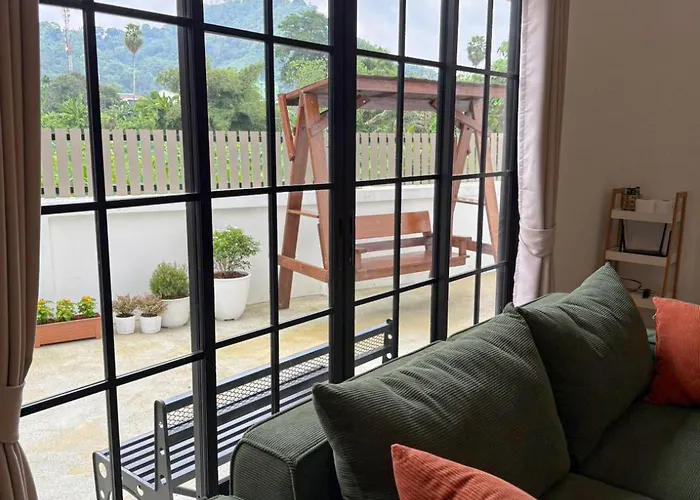 Luxsabai Home