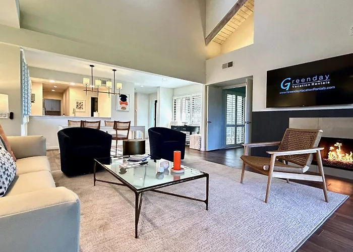 Racquet Club Retreat Modern Luxe Living In A Peaceful Desert Escape - Managed By Greenday