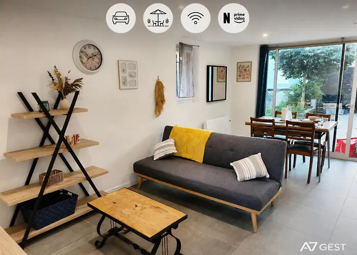 Duplex Near University, Hippodrome, Shopping Center