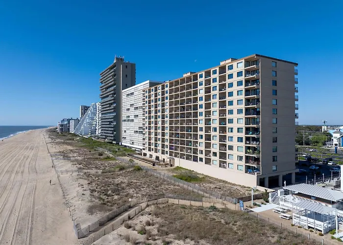 Extraordinary Oceanfront Penthouse - Unit 1209