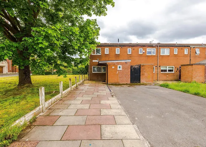 Ancoats Eden City Centre - Free Parking - Contractor Business Stay - 2 Bath - 3 Bedroom Home