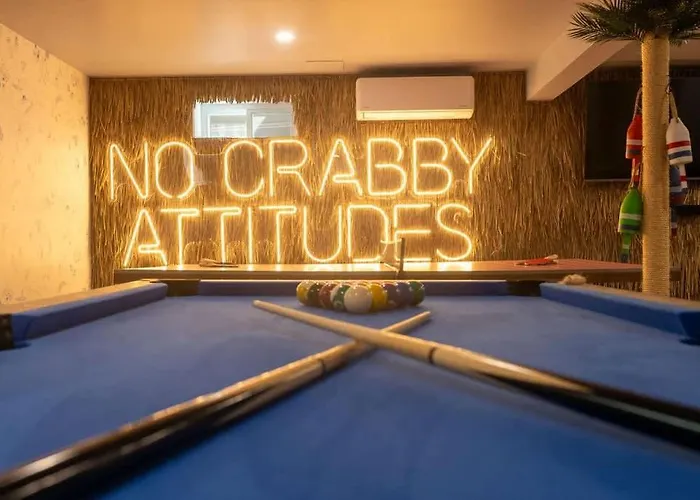 Cape Cod Heated Pool, Putting Green, Speak Easy, Game Room,