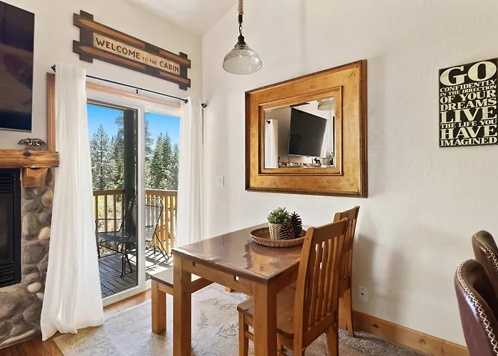 Tahoecozy With Pool Hot Tub And Near Northstar