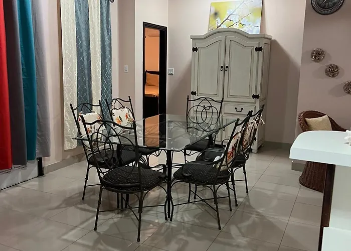 Steps Away From Adventure -2Bedroom & 2 Bath