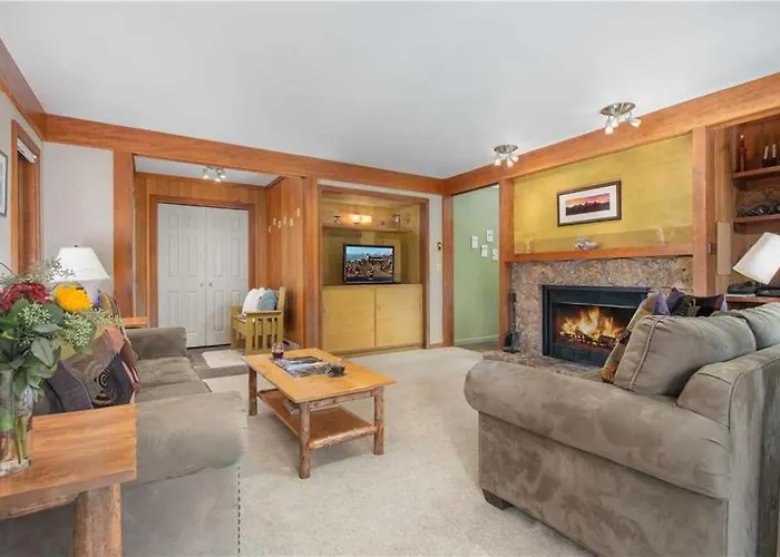 Rmr: Teewinot A2 Condo In Teton Village
