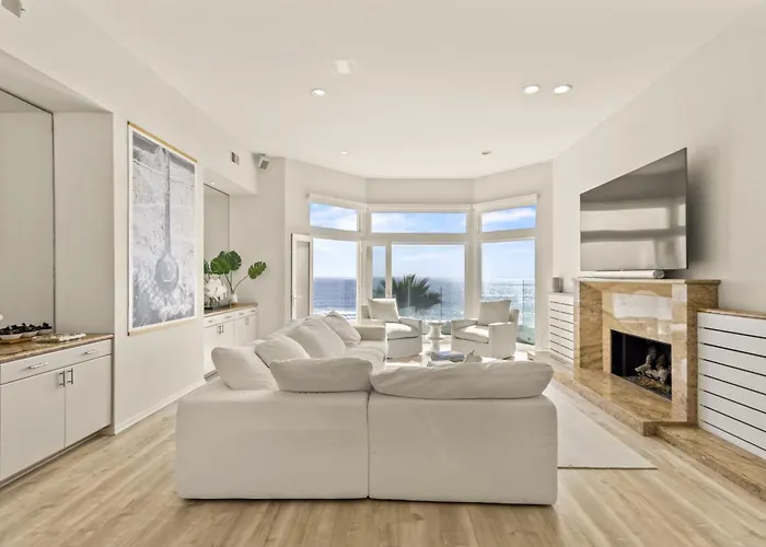 Ocean Front - 4 Bedroom Manhattan Beach Penthouse