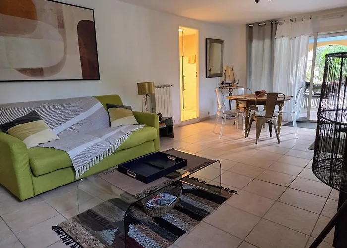 Carry-Le-Rouet, Appartement 2 Pieces, Jardin Et Piscine