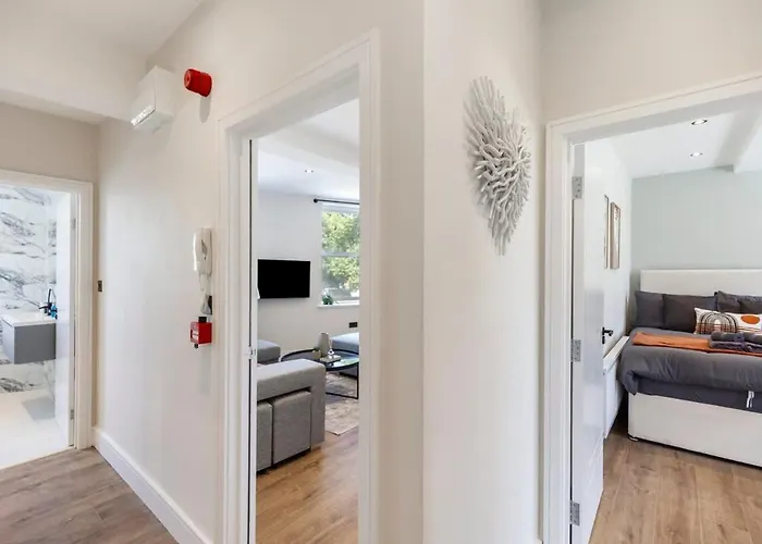 Kew Garden Suite 2Br Sleeps 9 Near Central London