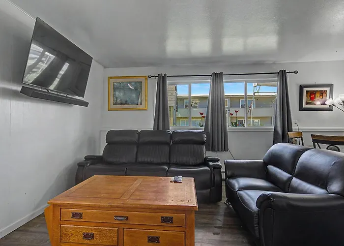 410 E45Th 2 Bedroom Apartment