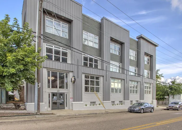 Brand New Modern 1Bd Loft In Downtown With Free Parking