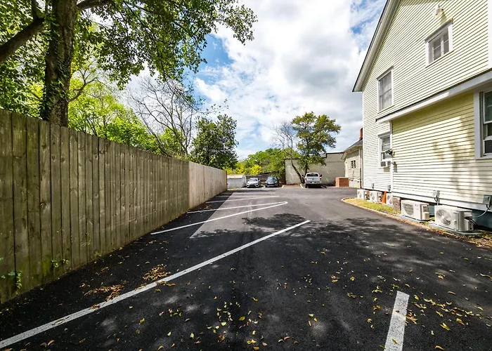 Heritage Suite - Great Location - Free Parking