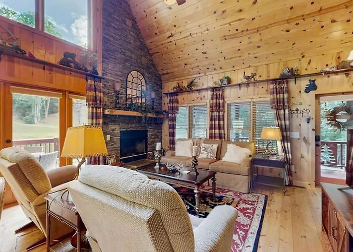 Peak And Pond Retreat