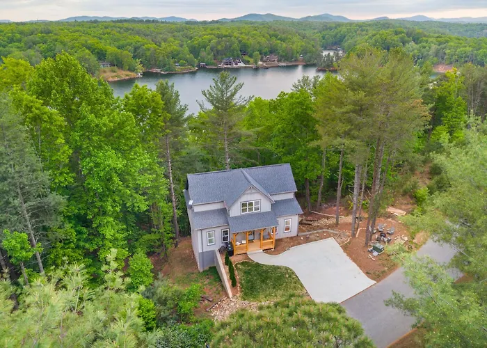 The Overlook At Lake James