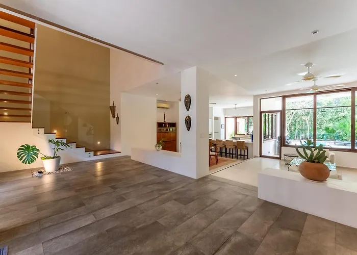 Three Dolphins Villa 4Br, Private Pool, Terrace, Family Fun