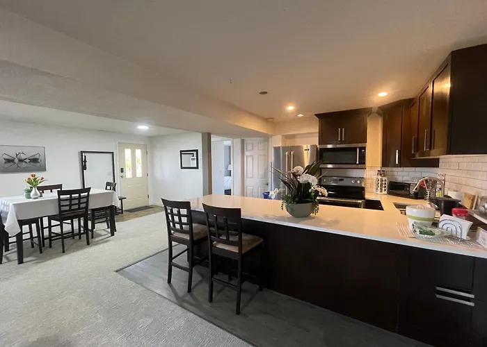 Vernon Valley And Lake View With Private Hot Tub