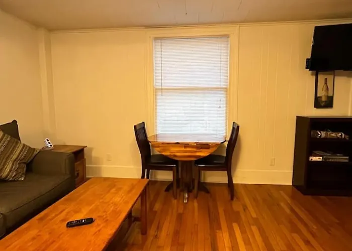 Gulf Stream House - Hammondsport Getaway Unit 12