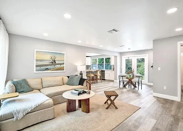 Relaxing 3Br Home Yard 10 Min To Beach