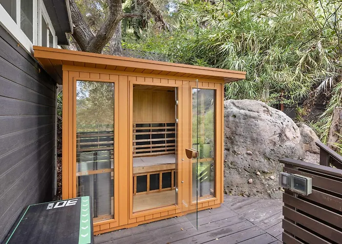Topanga Cabin With Sauna And Peloton By Colby And Conrad