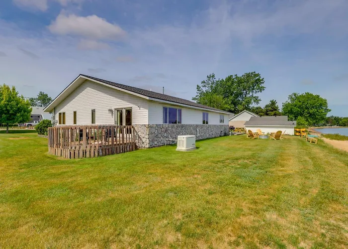 Waterfront Lake Huron Getaway W/ Private Beach