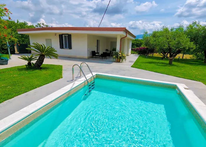 Villa La Bouganvillea - Countryside Villa With Private Pool, Surrounded By Nature In Velletri - Lazio