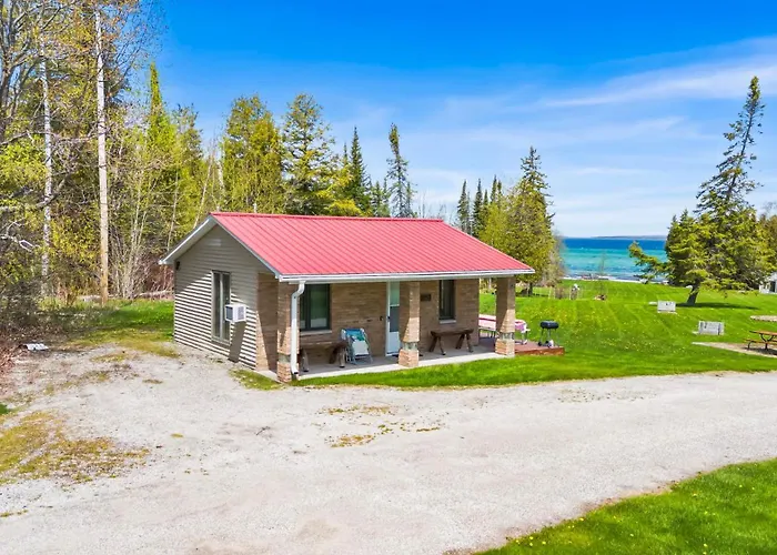 Little Lems Lake Huron Cabin W Mackinac Views