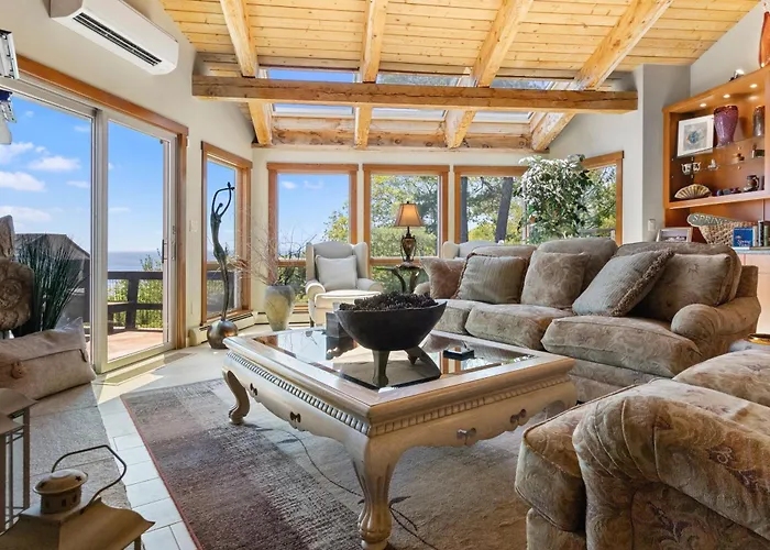 Elegant Ocean View Home With Breathtaking Views, Private Hot Tub & Large Deck