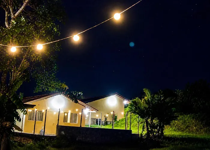 Bangalo Aconchegante Privativo com Varanda e Churrasqueira - Sitio Pauletto - Pet Friendly