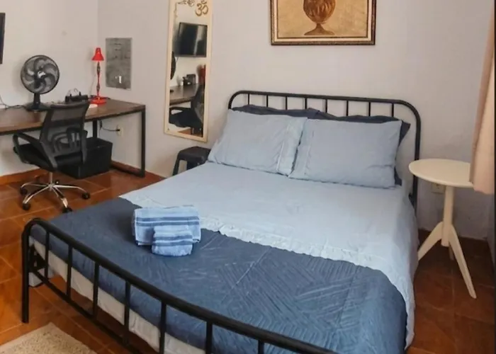 Quarto Aconchegante Com Wi-Fi Self Check-In E Garagem