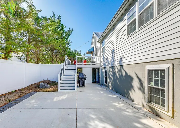 Walk To Broadkill Beach: Sleek Family Home W/ Deck